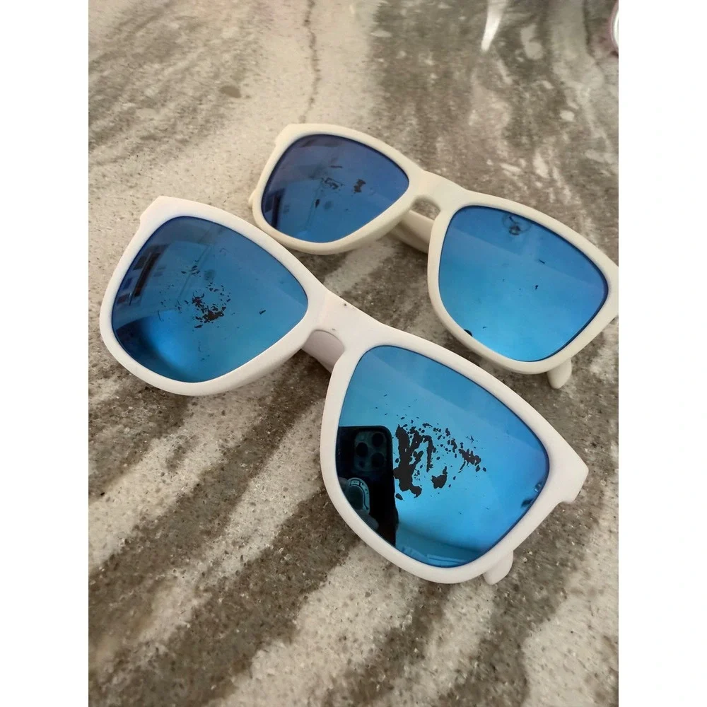 2 pair goodr Iced By Yetis Polarized Sunglasses reflective lenses *scratched*